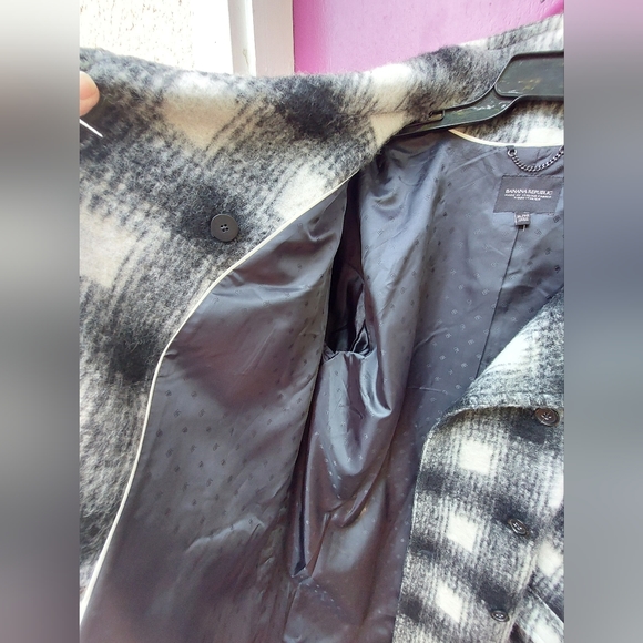 XL Banana Republic winter coat - Picture 9 of 12